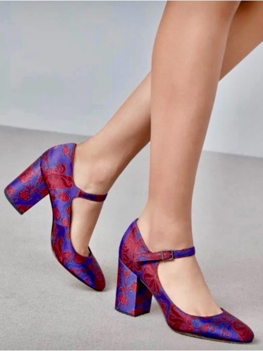 Via Spiga Blue & Red Floral Mary Jane Block Heels - Size 10 - EUC!